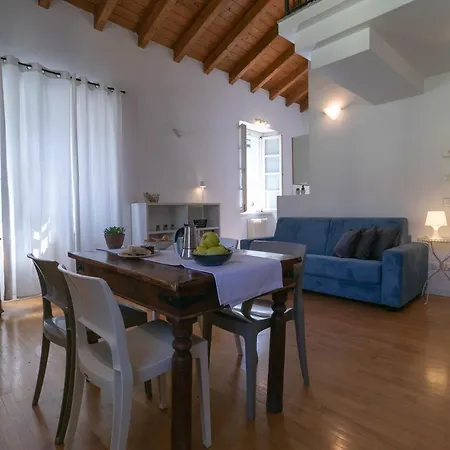 Mamma Ciccia - Casa Azzurra Apartamento Mandello del Lario